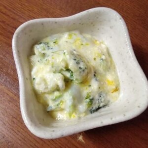 栄養満点☆ブロッコリーと卵のカッテージチーズサラダ